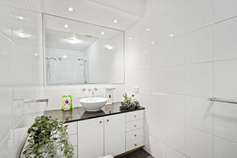 A Stylish Studio For 6 Next To Darling Harbour - Darwin Holiday 2