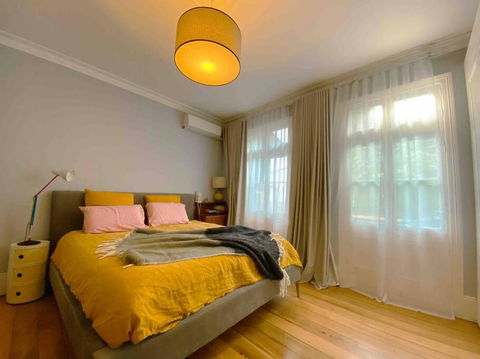 A Timeless Terrace House Of Elegance And Style - Darwin Holiday 2