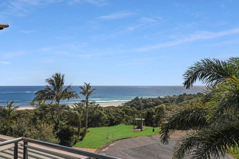 Aaronvale - Darwin Holiday 1