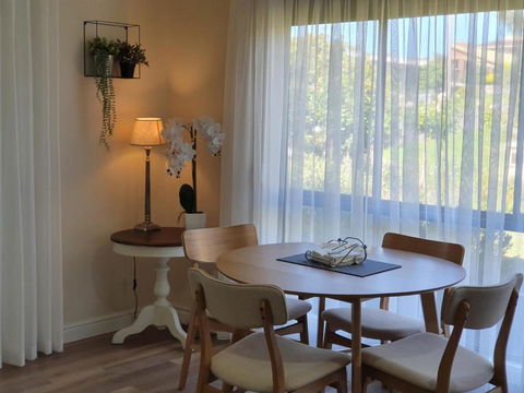 Abalone Guest Accommodation - Darwin Holiday 4