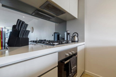 Abbotsford Short Stay Luxury Style & Location - Darwin Holiday 2