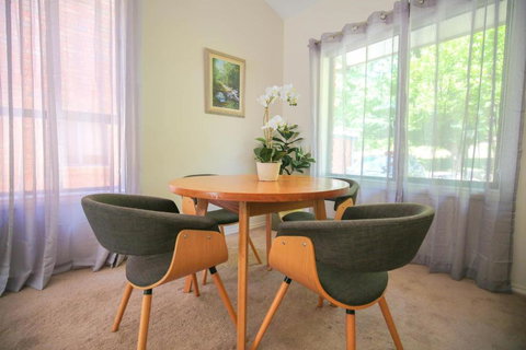 Abenaki - Darwin Holiday 4