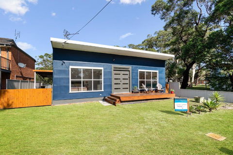 Abode Callala Beach Jervis Bay - 100m To Beach! - Darwin Holiday 0
