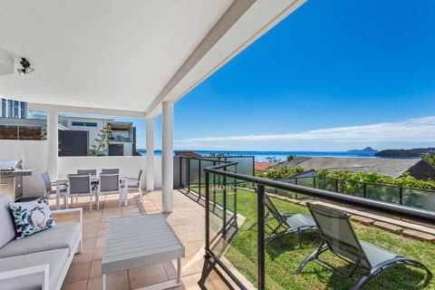 Above And Beyond - Beautiful Home With Heated Pool And Views - Darwin Holiday 2