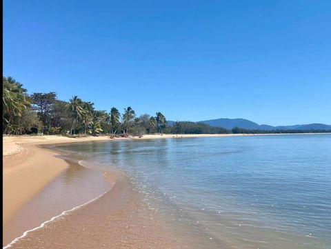 Absolute Beach Front - Darwin Holiday 0