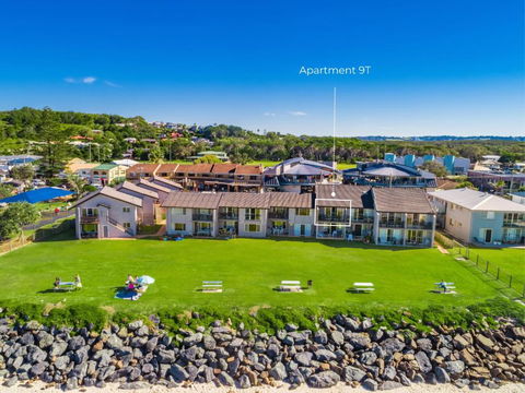 Absolute Beachfront Apartment 9T - Darwin Holiday 3
