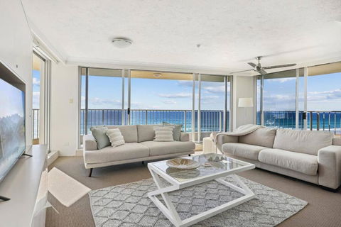 Absolute Beachfront Apartment - Darwin Holiday 2