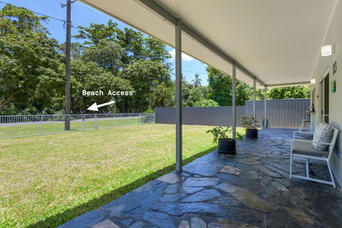 Absolute Beachfront Family Home - Cooya - Darwin Holiday 2