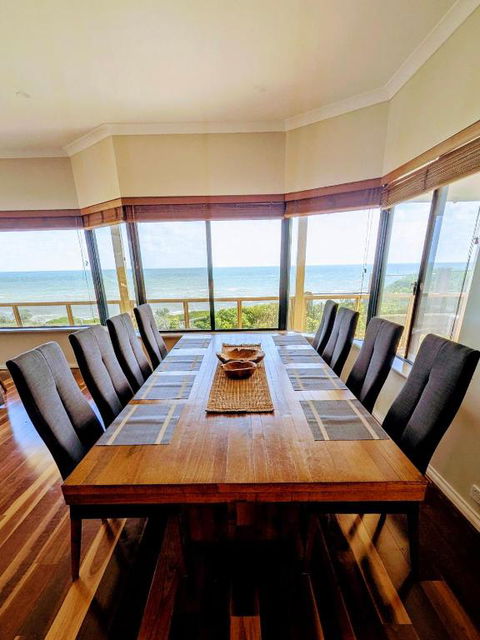 Absolute Oceanfront Escape - Darwin Holiday 2
