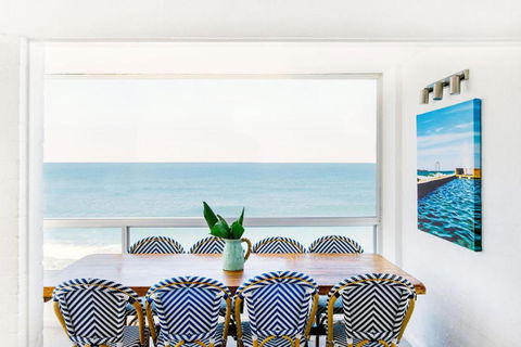 Absolute Oceanfront Yamba - Oceanstays - Darwin Holiday 0