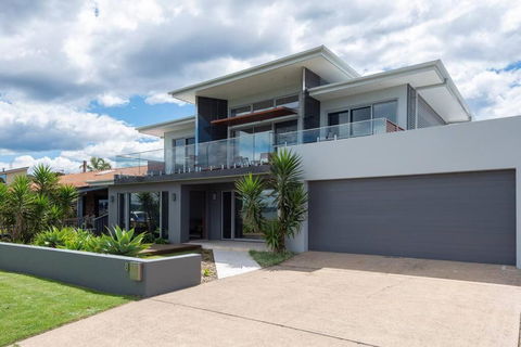 Absolute Waterfront, Amazing Views, Maloneys Beach - Darwin Holiday 0
