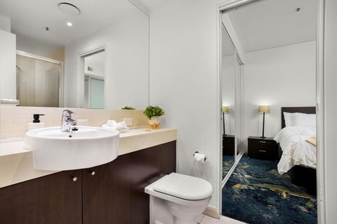 Absolute Waterfront - Enjoy Exceptional Lifestyle - Darwin Holiday 1