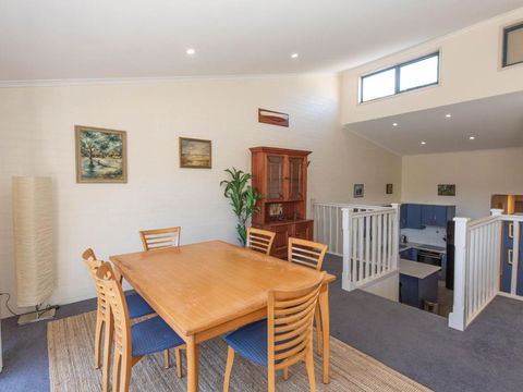 Acacia 4 2 Kirwan Close - Darwin Holiday 3