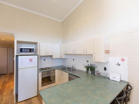 Acacia 5 2 Kirwan Close - Darwin Holiday 2