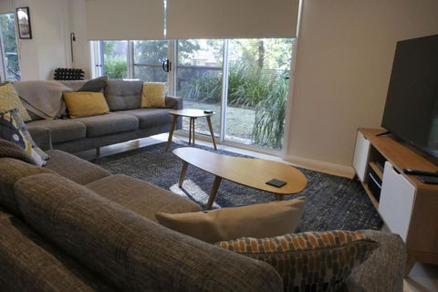 Acacia On Orion By Jervis Bay Rentals - Darwin Holiday 3