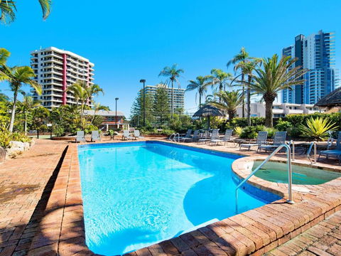 Acapulco 2 Bedroom Ocean View Surfers Paradise - CoastHM - Darwin Holiday 3