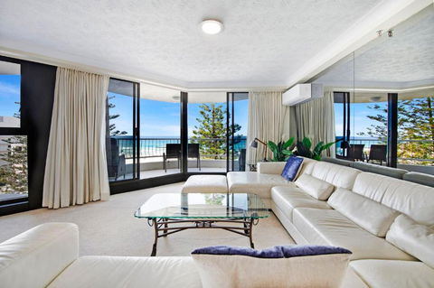 Acapulco Luxury 2 Bedroom Apartment - CoastHM - Darwin Holiday 1