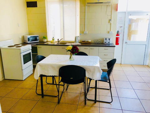 Accommodation @ Isa - Darwin Holiday 2