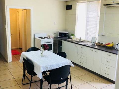 Accommodation @ Isa - Darwin Holiday 3