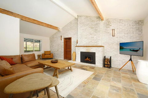 Acreage Estate -Ponies -Tennis Court -Spa - Darwin Holiday 1