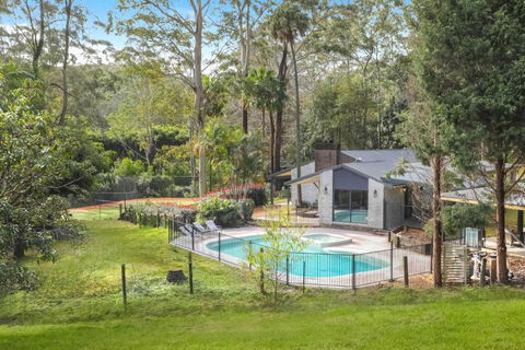 Acreage Estate -Ponies -Tennis Court -Spa - Darwin Holiday 0