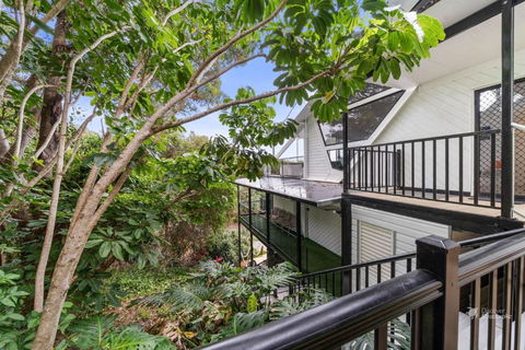 Adder View By Discover Stradbroke - Darwin Holiday 1