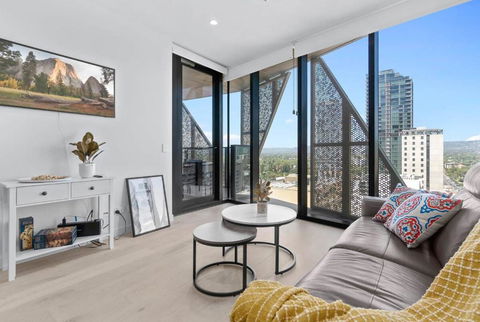 Adelaide CBD Oasis - 2BR Realm Retreat - Level 19 - Darwin Holiday 0