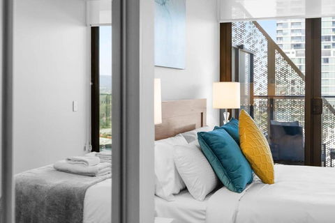 Adelaide CBD Oasis - 2BR Realm Retreat - Level 19 - Darwin Holiday 3