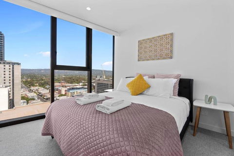 Adelaide CBD Oasis - 2BR Realm Retreat - Level 19 - Darwin Holiday 2