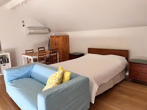 Adelaide Close CBD Large Private Studio Apartment In St Peters - Darwin Holiday 2