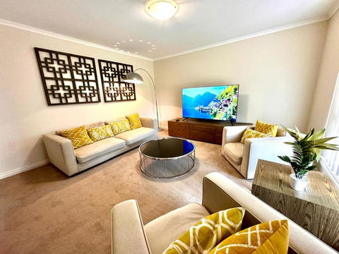Adelaide Hills 4 Bed Home Near Hahndorf Mt Barker - Darwin Holiday 0