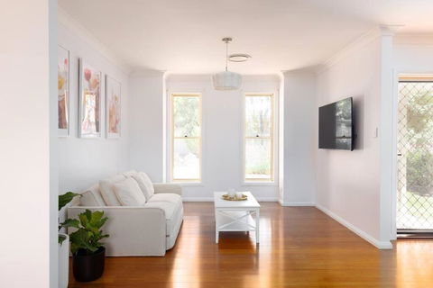 Adorable 1-bedroom Kuzman Guesthouse - Darwin Holiday 1