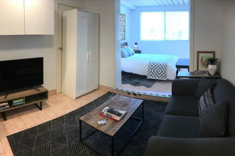 Adorable Studio Nestled In The Heart Of Flynn - Darwin Holiday 3