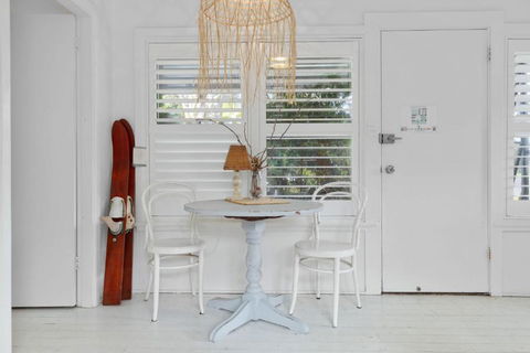 Adrift - Pet-friendly - 5 Min Walk To Bay - Rustic Charm - Darwin Holiday 3