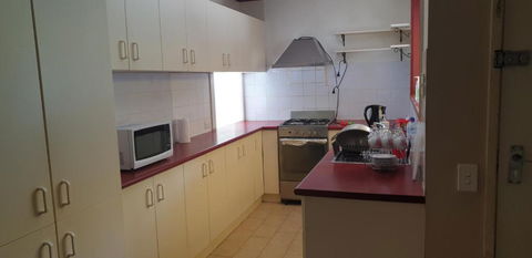 Affordable And Easy Access To Everything - Darwin Holiday 3