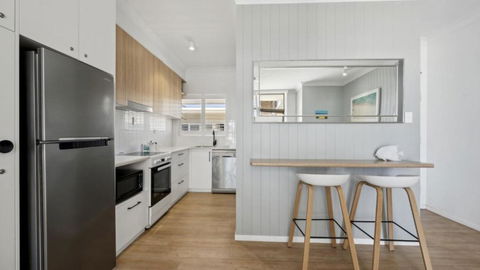 Affordable, Pool, Spa, Beach, Sleeps 5 - Darwin Holiday 3