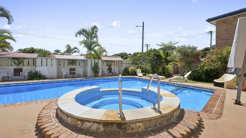 Affordable, Pool, Spa, Steps To Beach And Cafes - Darwin Holiday 1