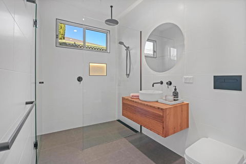 Ailsafield - Home In The Heart Of Mansfield - Darwin Holiday 4