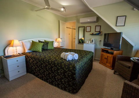 Ainslie Manor Bed And Breakfast - Darwin Holiday 3