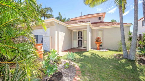 Air Conditioned Pet Friendly Canal Home With Wifi - Darwin Holiday 1
