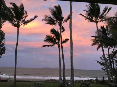 ABSOLUTE BEACH FRONT MACKAY - Blue Pacific - Darwin Holiday 4