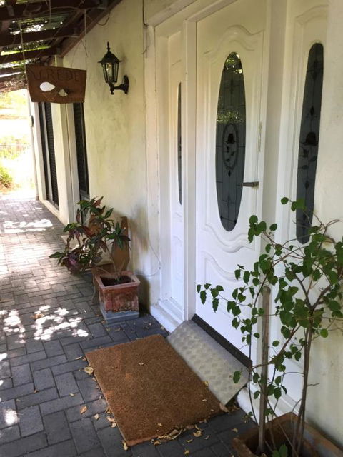Aarn House B&B Airport Accommodation - Darwin Holiday 0