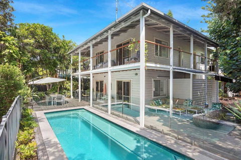 A Perfect Stay - Pompano House Byron Bay - Darwin Holiday 0