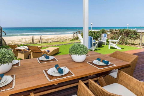 Absolute Beachfront Family Size Home - Darwin Holiday 2