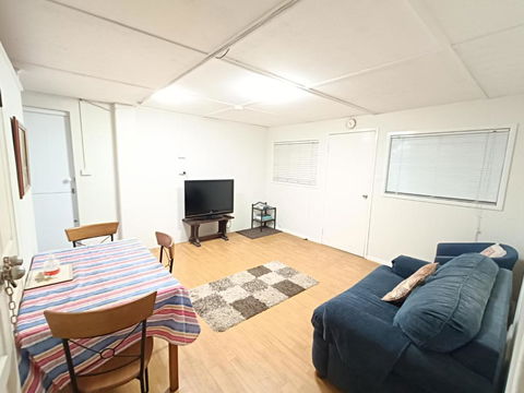 Affordable, Private Apartment With Garage Parking - Darwin Holiday 0