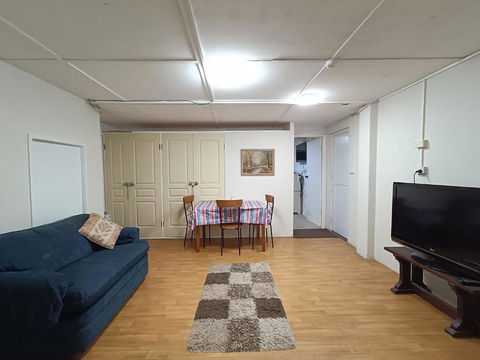 Affordable, Private Apartment With Garage Parking - Darwin Holiday 2