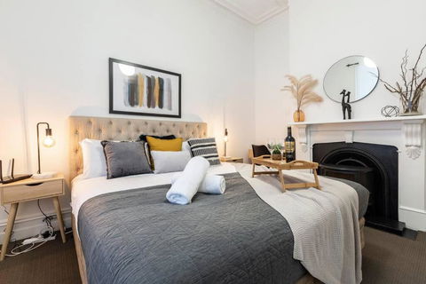 A Carlton Classic - Quaint Inner-City Getaway - Darwin Holiday 1