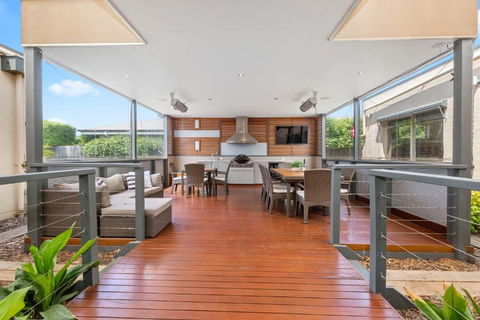 A Rye Retreat - An Entertainers Delight - Darwin Holiday 1