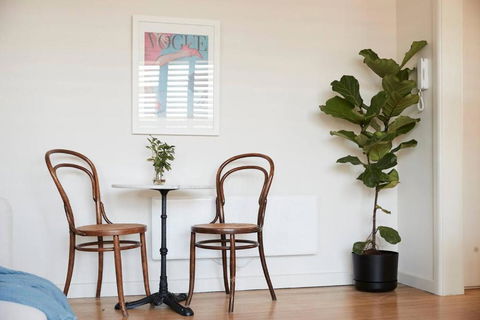 A Touch Of Tuscan Charm Off Toorak Road - Darwin Holiday 2