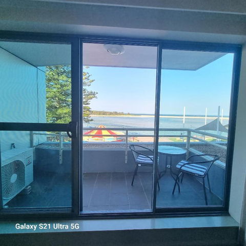 A-The Entrance Private Water Front 1 Bedroom Appartment At The Oaks - Darwin Holiday 2